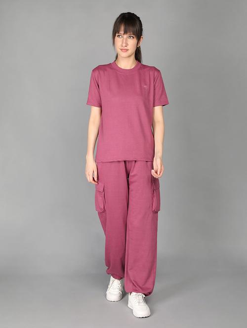round neck active wear set - 19114348 - Very Small Image - 1
