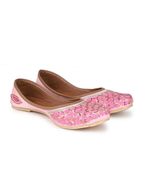 embellished jutis & mojaris - 19117286 - Very Small Image - 1