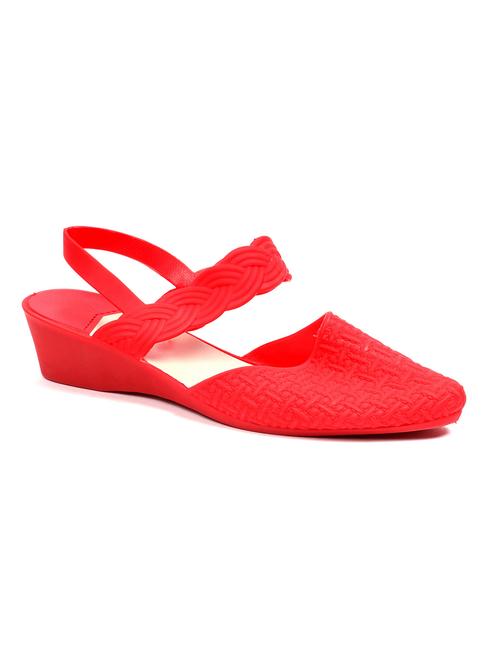 red solid sandal with back strap - 19129415 - Very Small Image - 1