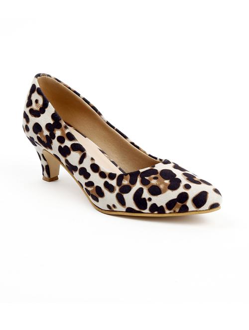 women beige slip on pump - 19129614 - Very Small Image - 1