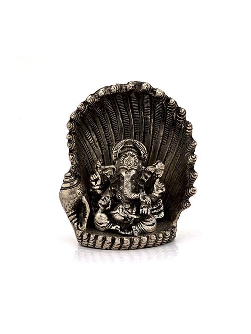 religious idol & figurine - 19132518 - Very Small Image - 1