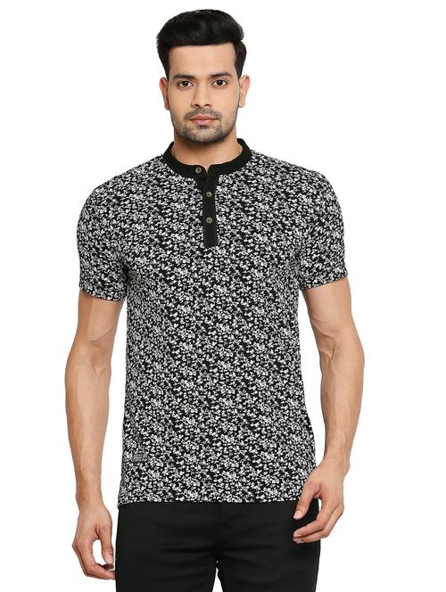 henley neck printed t-shirt - 19138492 - Very Small Image - 1