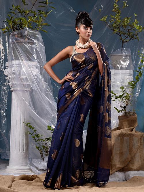 self design woven saree with blouse - 19139077 - Very Small Image - 1