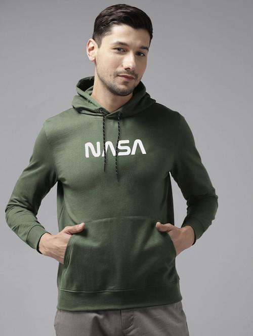 mens chest print sweatshirt - 19148887 - Very Small Image - 1