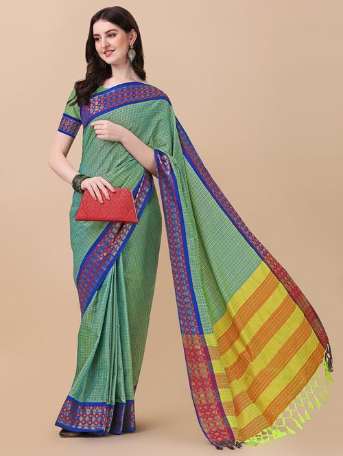 self design green saree - 19175984 - Very Small Image - 1