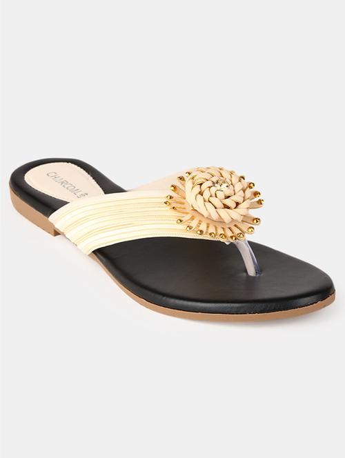 pink sandal - 19179614 - Very Small Image - 1