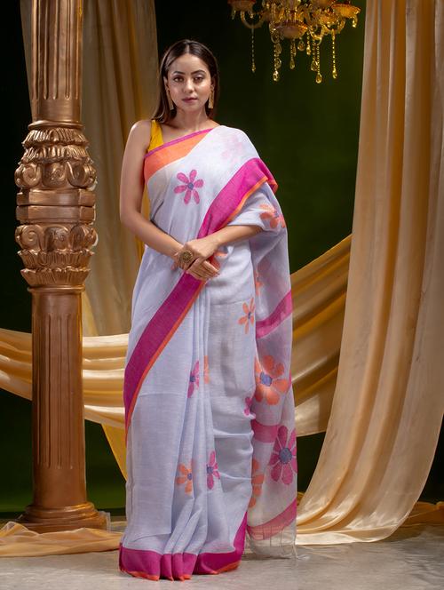 floral handloom saree with blouse - 19197287 - Very Small Image - 1