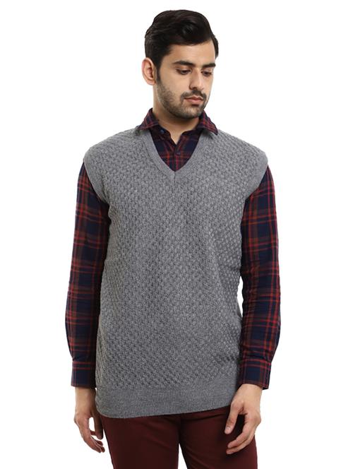 v-neck self design pullover - 19197544 - Very Small Image - 1