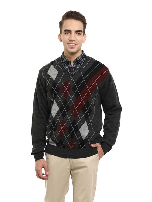 v-neck self design pullover - 19197548 - Very Small Image - 1