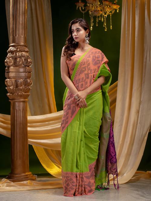 green self design saree with blouse - 19225276 - Very Small Image - 1
