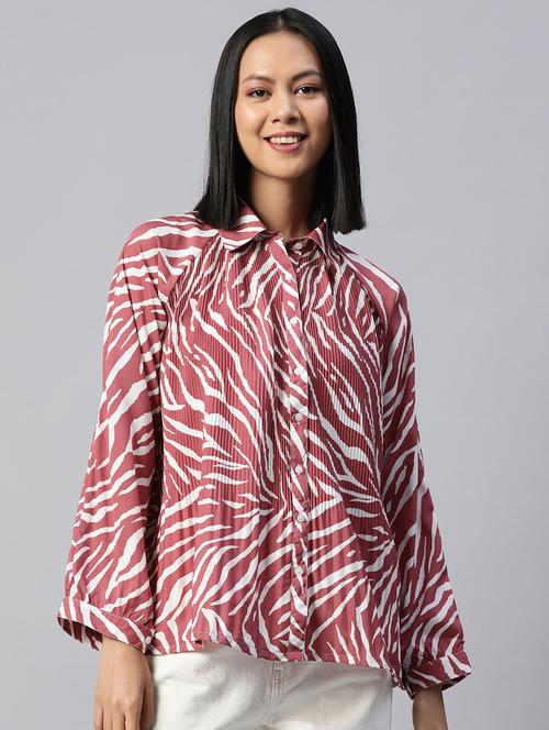 long sleeved printed boxy shirt - 19226739 - Very Small Image - 1