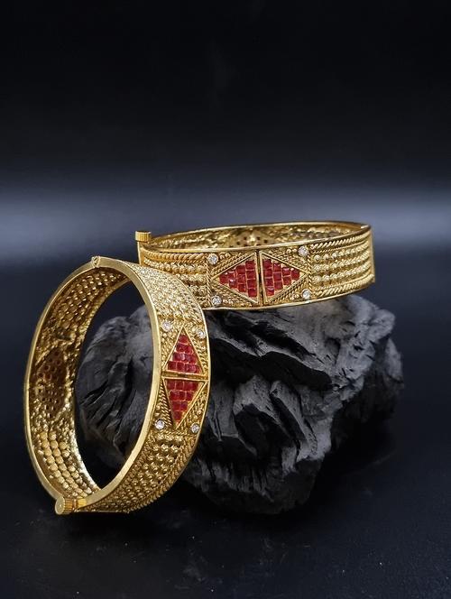 gold plated bangle set - 19297924 - Very Small Image - 1