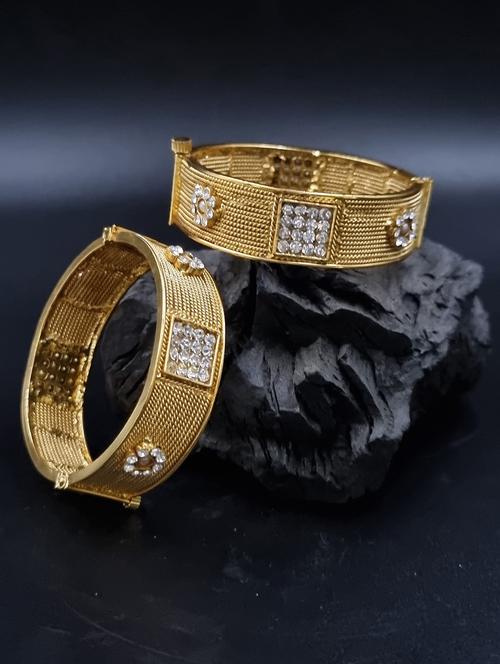 gold plated bangle set - 19297928 - Very Small Image - 1