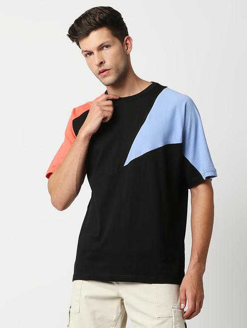 men round neck solid t-shirt - 19328030 - Very Small Image - 1