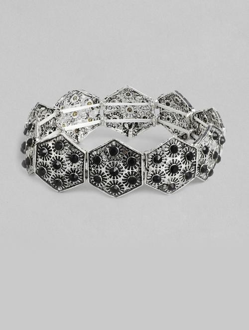 silver metal links bracelet - 19328839 - Very Small Image - 1