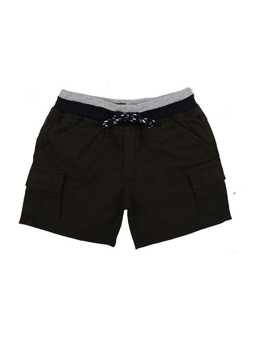 green solid cotton shorts - 19349559 - Very Small Image - 1