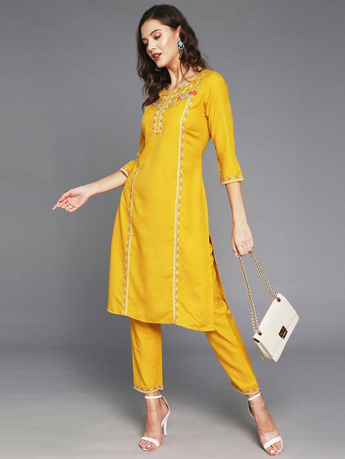 yellow embroidered ethnic combos set - 19412684 - Very Small Image - 1