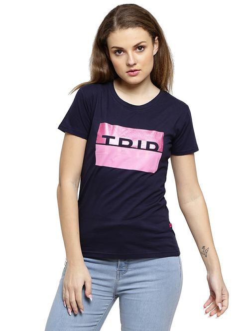 women's chest print round neck t-shirt - 19420360 - Very Small Image - 1