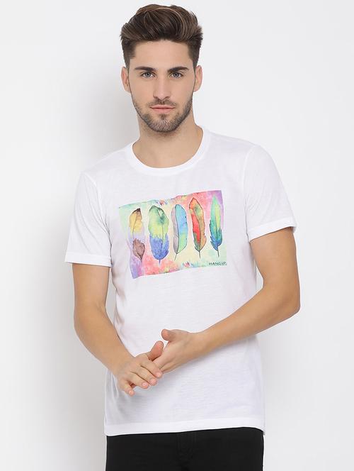 men round neck chest print t-shirt - 19435645 - Very Small Image - 1