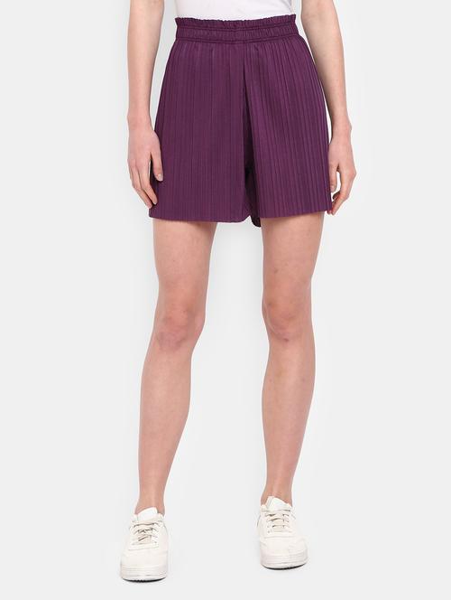 mid rise solid shorts - 19463438 - Very Small Image - 1