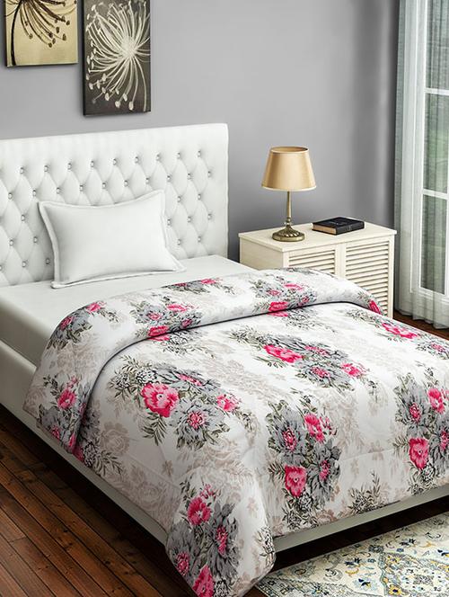 swayam printed quilted blanket - 19478581 - Very Small Image - 1