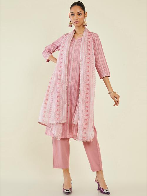 pink self design suit set - 19486188 - Very Small Image - 1