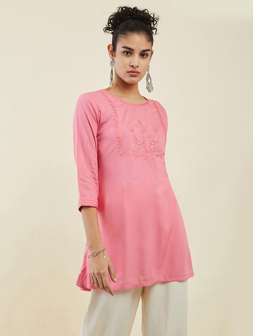 pink round neck regular tunic - 19486293 - Very Small Image - 1