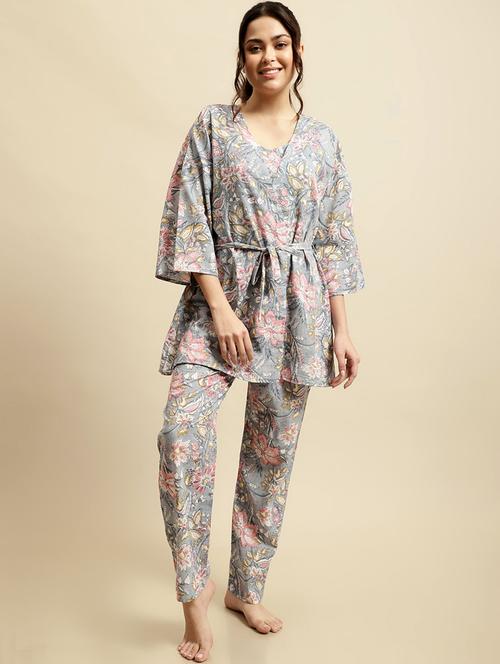 women printed nightwear set - 19489272 - Very Small Image - 1