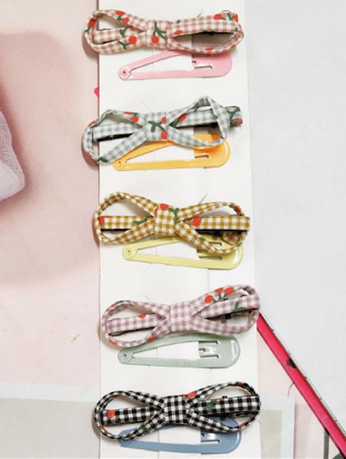 tic tac combo pack of 5 pretty cute hair tic tac clips for girls kids by the little girl store - 19490999 - Very Small Image - 1