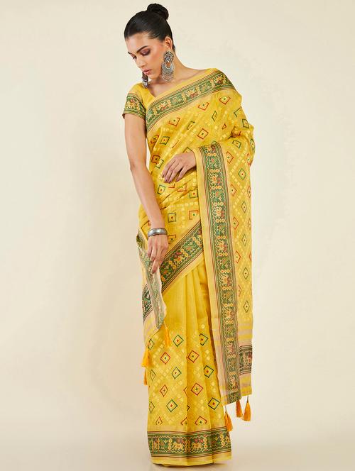 women's self design yellow colored saree with blouse - 19496536 - Very Small Image - 1