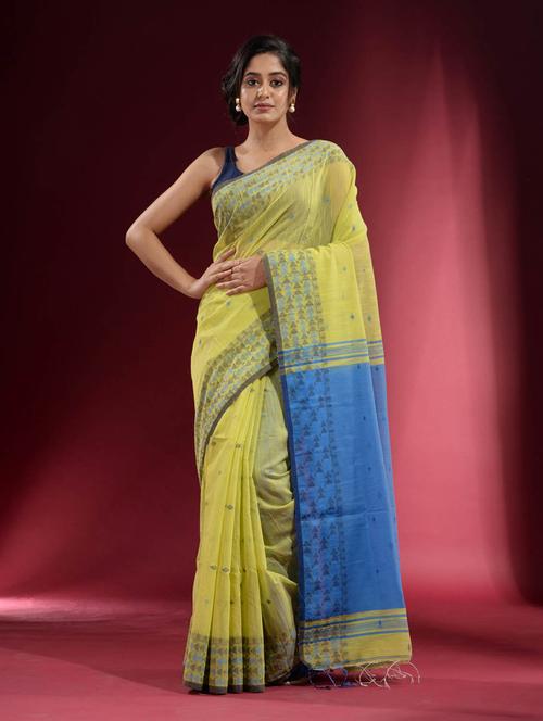 self design woven saree with blouse - 19497954 - Very Small Image - 1