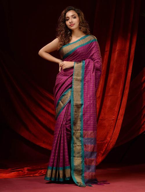 women's self design magenta colored saree with blouse - 19498122 - Very Small Image - 1