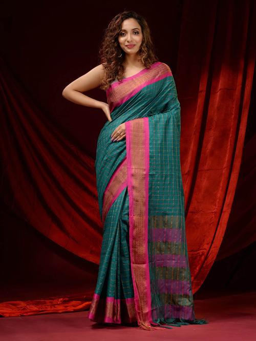 women's checks blue colored saree with blouse - 19498124 - Very Small Image - 1