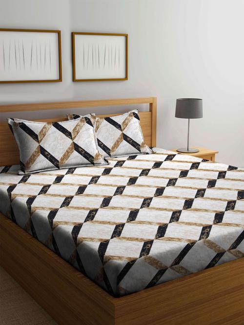 fabinaliv multicolor geometric 210 tc cotton blend king size double bedsheet with 2 pillow covers - 19503619 - Very Small Image - 1
