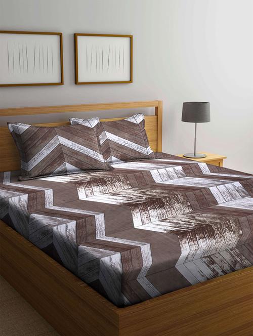 fabinaliv brown geometric 210 tc cotton blend king size double bedsheet with 2 pillow covers - 19503624 - Very Small Image - 1
