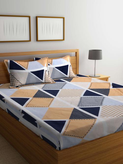 fabinaliv multicolor geometric 210 tc cotton blend king size double bedsheet with 2 pillow covers - 19503628 - Very Small Image - 1