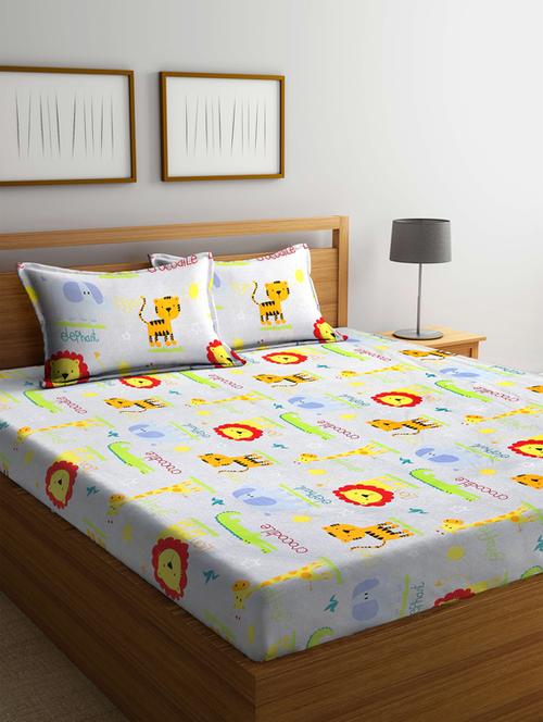 fabinaliv multicolor cartoon print 210 tc cotton blend king size double bedsheet with 2 pillow covers - 19503648 - Very Small Image - 1