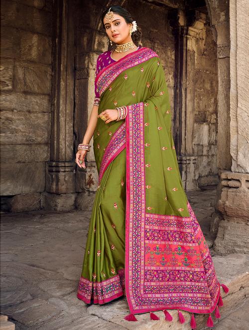 floral print bordered saree with blouse - 19505788 - Very Small Image - 1