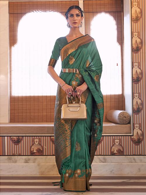 solid banarasi saree with blouse - 19507695 - Very Small Image - 1