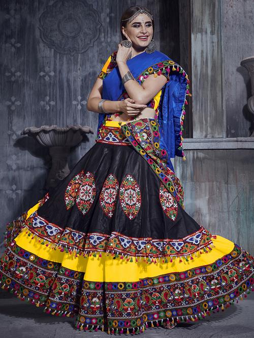 embroidered lehenga choli with dupatta set - 19508150 - Very Small Image - 1
