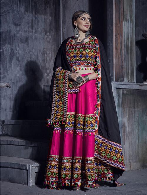 embroidered lehenga choli with dupatta set - 19508159 - Very Small Image - 1