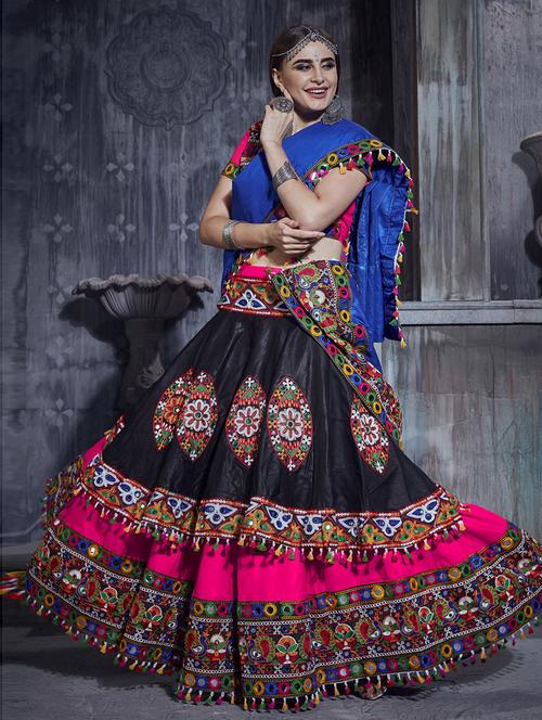 embroidered lehenga choli with dupatta set - 19508165 - Very Small Image - 1