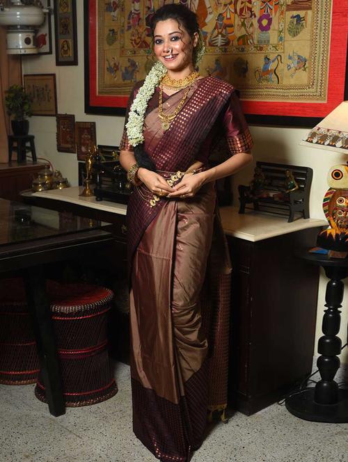 red saree with blouse - 19510221 - Very Small Image - 1