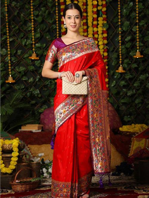 red banarasi saree with blouse - 19511966 - Very Small Image - 1