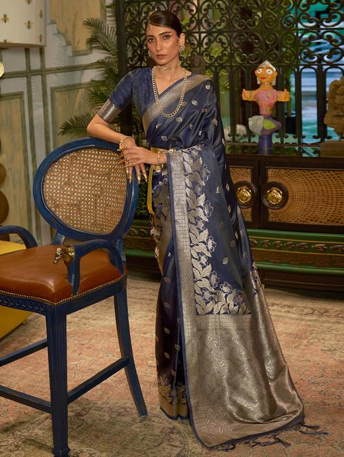 self design woven saree with blouse - 19512204 - Very Small Image - 1