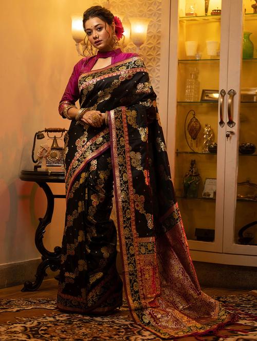 self designed woven saree - 19512289 - Very Small Image - 1