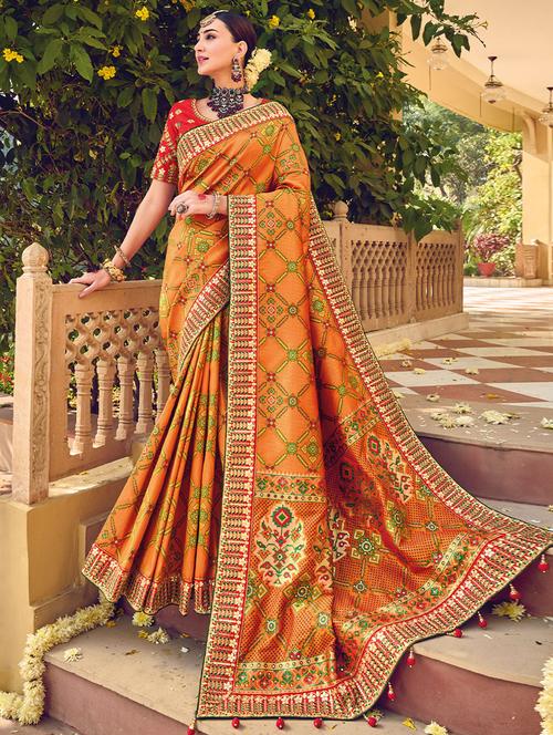 orange printed bordered saree with blouse - 19512479 - Very Small Image - 1