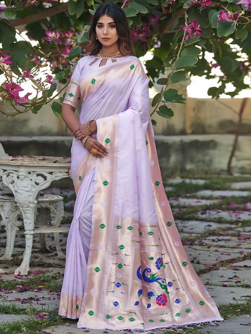 lavender self design woven saree with blouse - 19512563 - Very Small Image - 1