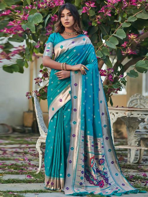 turquoise self design woven saree with blouse - 19512570 - Very Small Image - 1