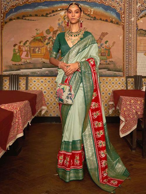 green silk bordered saree with blouse - 19512641 - Very Small Image - 1